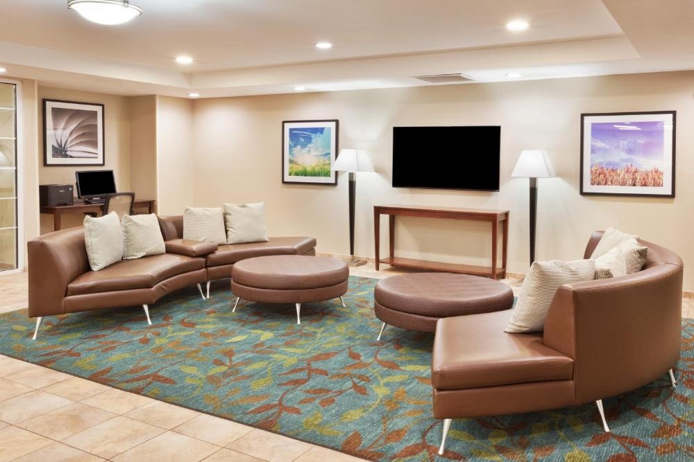 Candlewood Suites EASTCHASE PARK Image 41