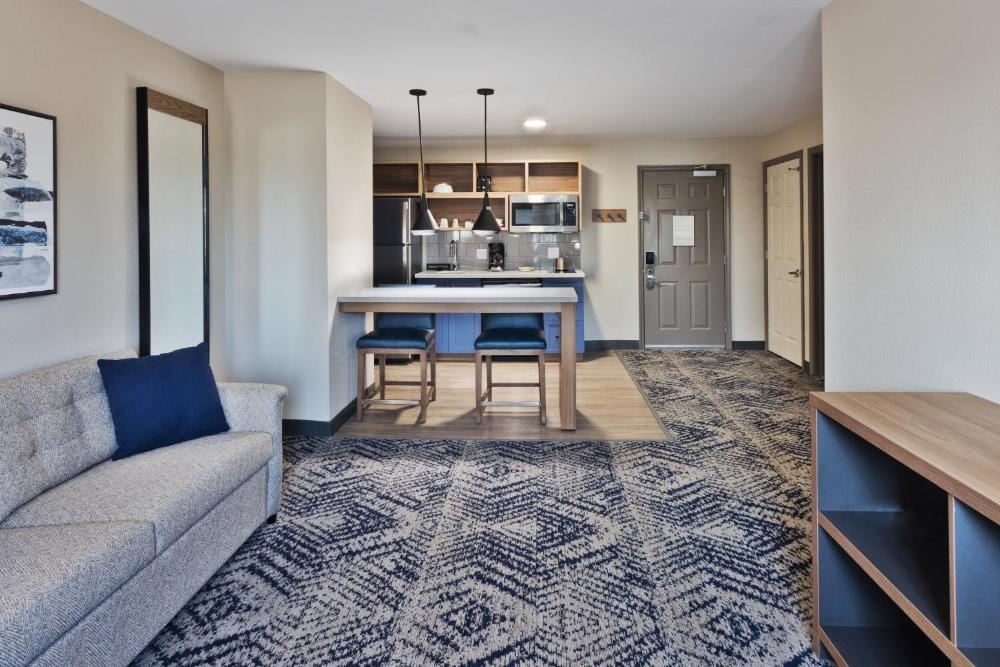 Candlewood Suites EASTCHASE PARK Image 42