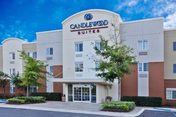 Candlewood Suites EASTCHASE PARK image 50